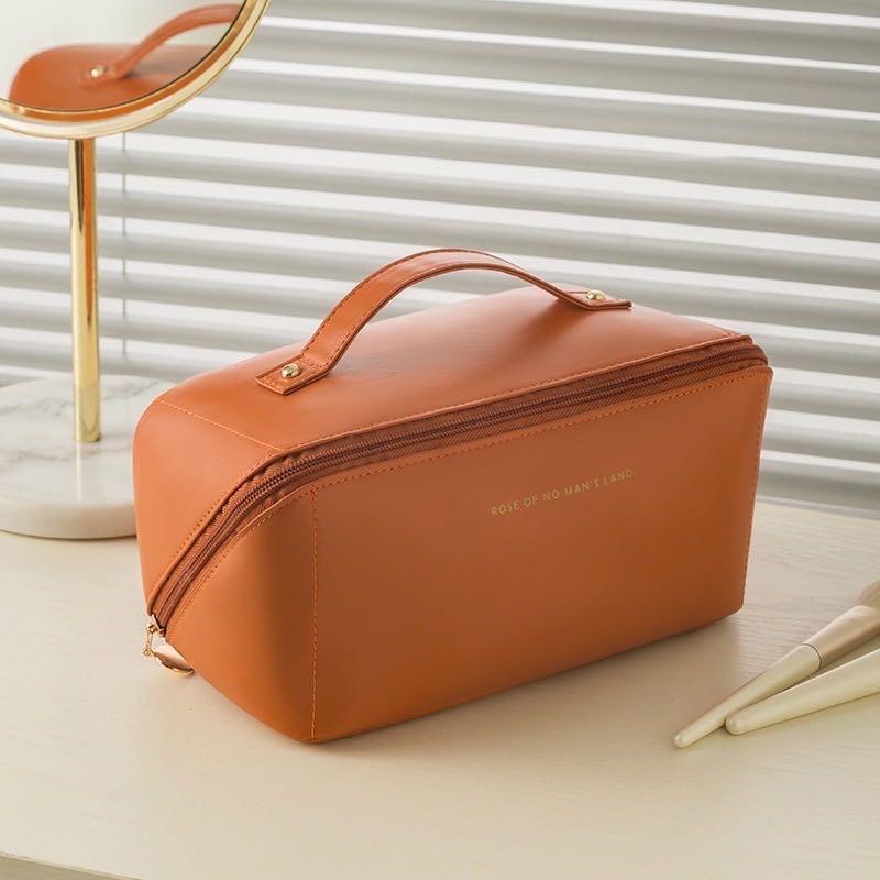 Necessaire Organizador Cosmético Maquiagem Feminino Para Viagem Em Alta Qualidade De Couro PU(Marrom)