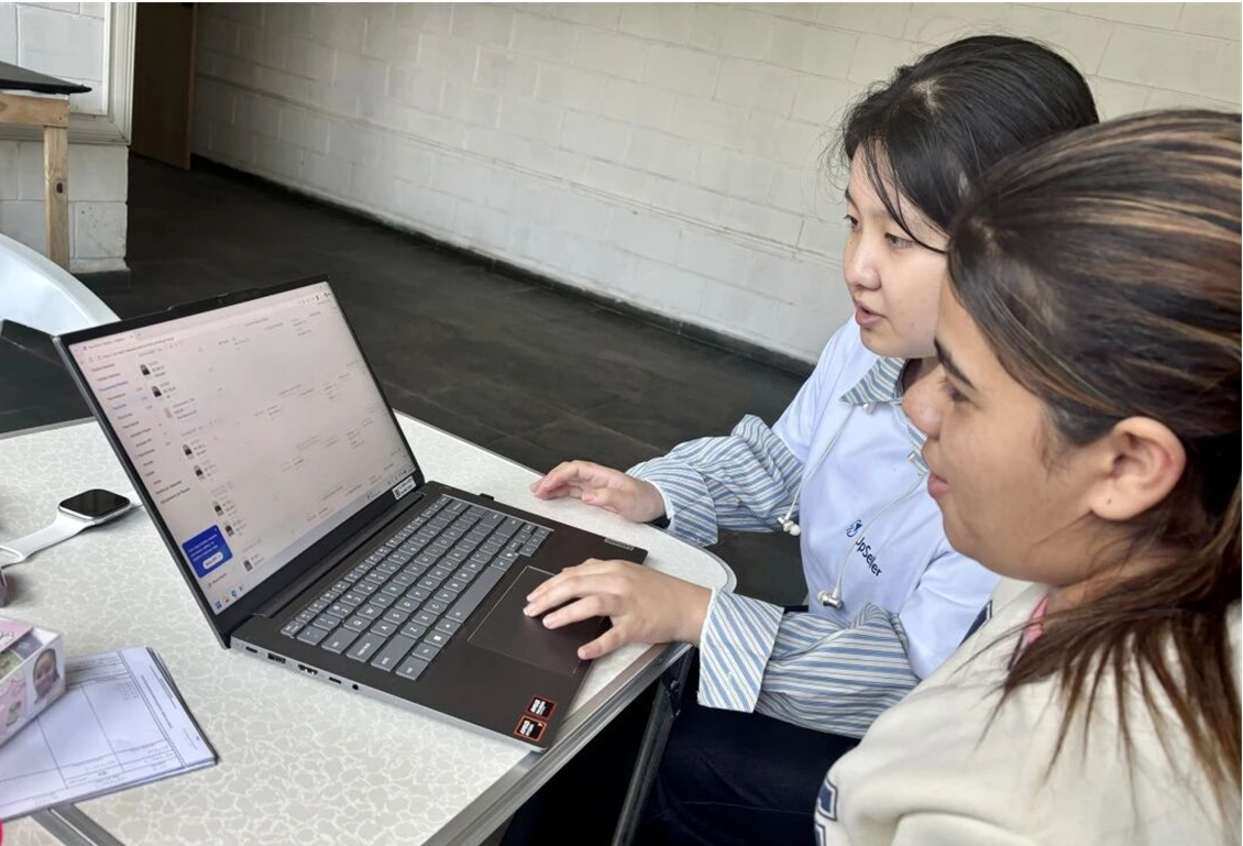 随着业务持续增长，磐联云仓开始对比市面上多款 ERP 与仓储管理系统。团队选型标准简单清晰：操作简便、处理高效、功能贴合真实业务场景。    在他们看来，系统的价值不在于功能堆砌，而是减少团队额外负担，让业务流程顺畅运转。    经过多轮对比，磐联云仓选择UpSeller并长期使用。UpSeller的价值不是单一功能亮点，而是深度融入巴西本土化的订单处理、库存管理、发票管理等运营环节。